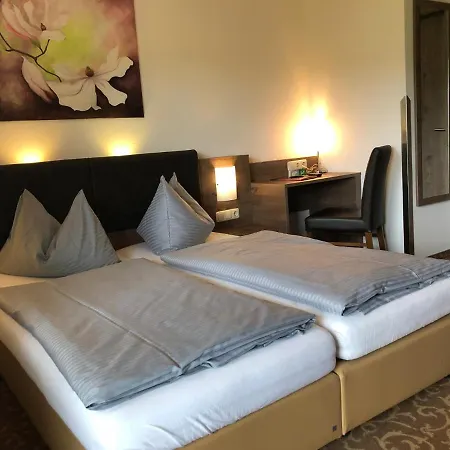 Suess Hotel 3*
