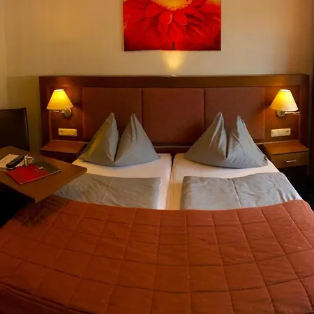 Hotell Suess 3*